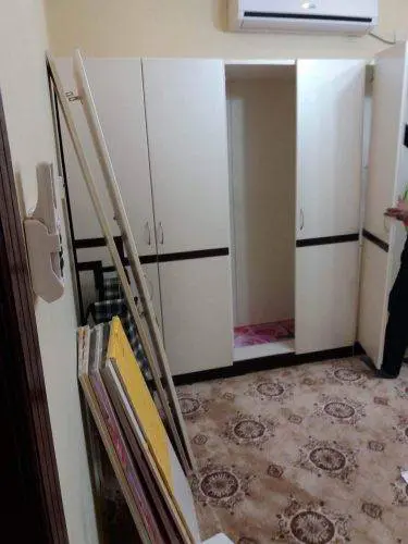 نجار أثاث ايكيا