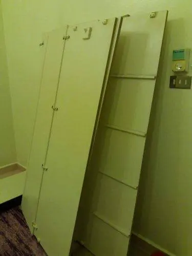 أثاث سوف يتم تركيبه