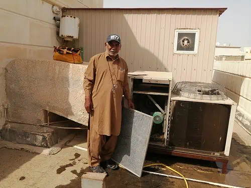 صورة للعم ناصر الباكستاني